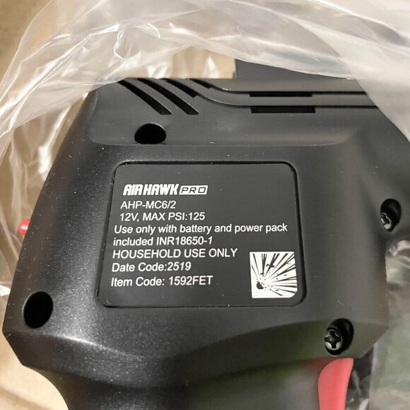 Air Hawk Pro Automatic Cordless Tire Inflator Portable Air Compressor - Picture 15 of 16